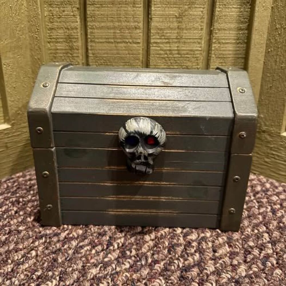 Melissa & Doug Wooden Pirate Chest